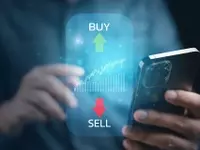 XRP ETFs vs. HYPE ETFs: An Investment Dilemma