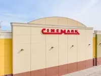 Cinemark Holdings: Unexpected Earnings Surge Highlights Industry's Paradoxical Challenges