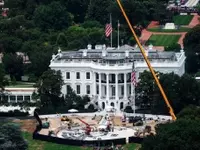 White House Helipad Project Faces Setback and Redesign