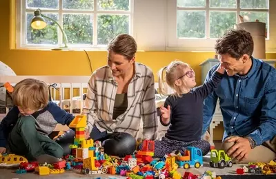 The Ultimate Brick-Building Experience for Family Bonding