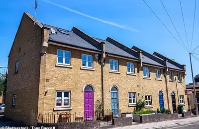 Mortgage Payments Soar by 47% in Five Years, Exceeding £1,000 for the First Time