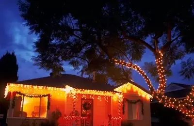 Military Families Ordered to Remove Early Holiday Decorations
