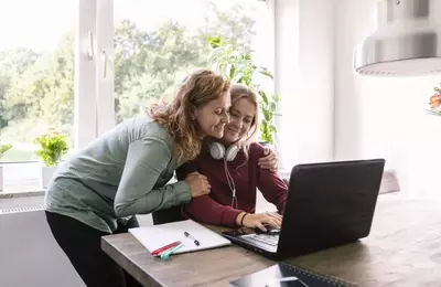 The Rise of LinkedIn Among Young People: Navigating Career Paths in an Evolving World
