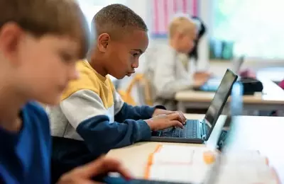 Chromebooks' Impact on Education: Teacher Concerns and Screen Time Debates
