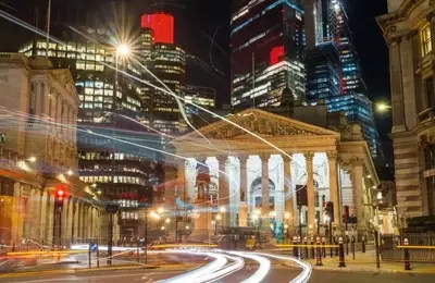 UK Asset Markets Under Pressure Amidst Political Turmoil