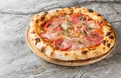Pizza Pizza Royalty: A Critical Juncture Amidst Economic Headwinds