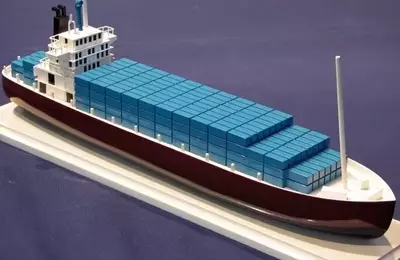 MPC Container Ships: Overvalued with Declining Prospects