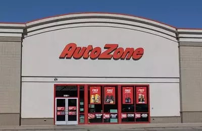 AutoZone's Recent Stock Dip: A Closer Look at Valuation and Growth