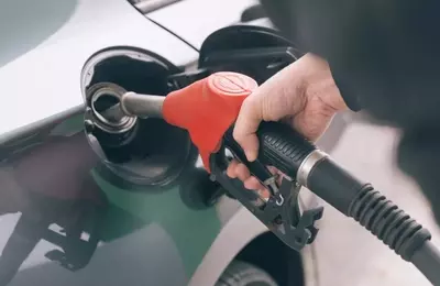 Gasoline Prices Slightly Decline for Second Consecutive Week