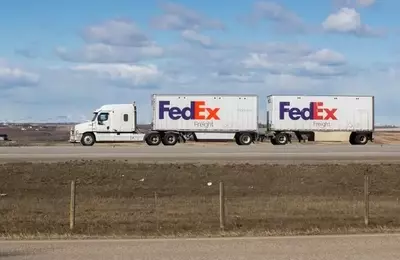 FedEx Freight Spin-off: A Cautious Investment Outlook