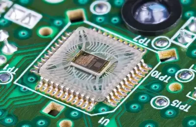 Marvell's AI Data Center Strategy: Optics Replacing Copper