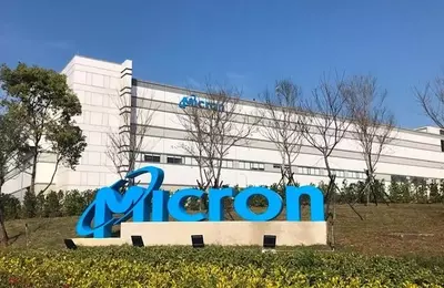 Micron Stock Tumbles Despite Broadcom's Strong Earnings