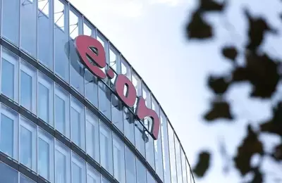 E.ON's Investment Outlook: Regulatory Hurdles and Valuation Concerns