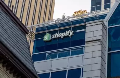 Shopify's Market Resilience Amidst Accelerating Growth