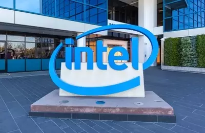 Intel's Growth Prospects Amidst AI Boom and Foundry Challenges
