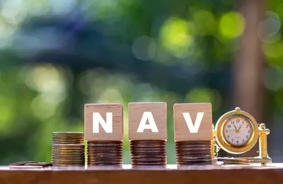 Unpacking ETF Valuations: NAV vs. Market Price