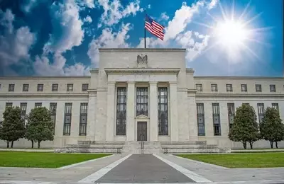 Fed's New Era: Warsh's Hawkish Stance and Market Implications