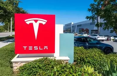 The Convergence of Tesla and SpaceX: A New Investment Landscape