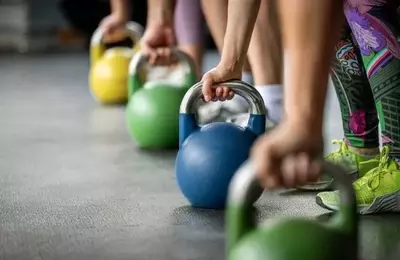 Planet Fitness Downgraded Amidst Stagnant Member Growth and Valuation Concerns