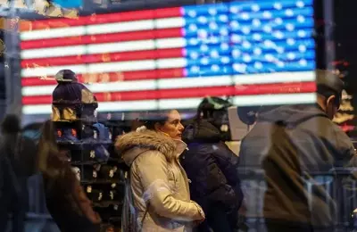 US Q1 GDP Rises, Consumer Spending Slows