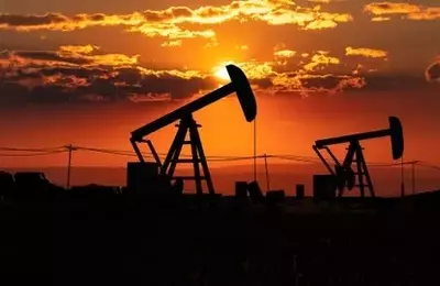 Oil Market Dynamics: Geopolitical Risks and Supply Constraints