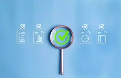 Barings Corporate Investors: Navigating Premium Shifts and Distribution Risks