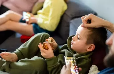 Navigating the "Half-Eaten Snack Graveyard": Expert Tips for Minimizing Food Waste with Kids