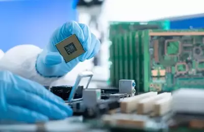 Semiconductor Sector Soars: Unprecedented Q2 Performance