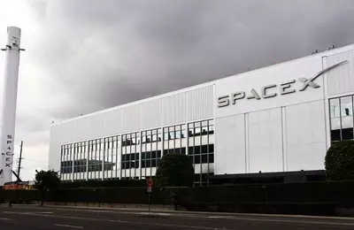 SpaceX Valuation: Optimist's Buy, Realist's Sell