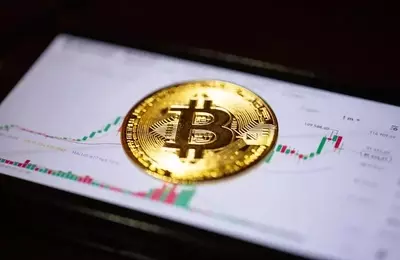 Analyst Identifies Key Reversal Pattern in Bitcoin's Performance