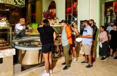 The Las Vegas Buffet Experience: A Culinary Reflection of Self