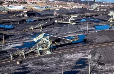 US Coal Market Faces Headwinds: Price Declines and Inventory Surges