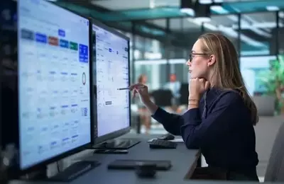 Tech Sector Pullback Gains Momentum