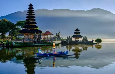 Indonesia ETF: Navigating Market Currents Amidst Divergent Trends