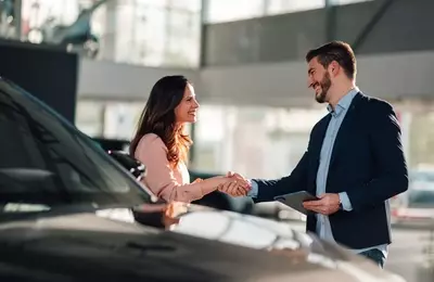 Autohome Inc. Faces Macroeconomic and Regulatory Headwinds