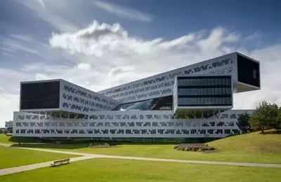 Equinor (EQNR) Investment Analysis: Valuation, Risks, and Outlook