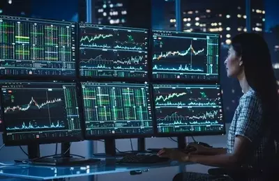 Market Dynamics: AI Capex Concerns and Oil Price Shocks Influence S&P 500 Decline