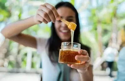 Debunking the Honey Allergy Myth: Expert Insights on Seasonal Relief
