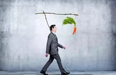 PIMCO Dynamic Income Fund: From Sell to Hold