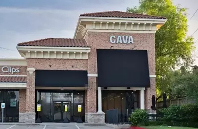 CAVA Group's Growth Strategy Under Scrutiny: Expansion vs. Profitability