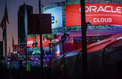 Oracle's Debt Strategy: A Potential Replay of 2008 Financial Crisis Dynamics?