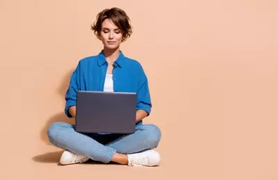 Upwork Faces AI Challenges, Offers Promising Risk-Reward at Low Valuation