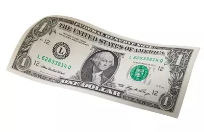 Analysis of ProShares S&P 500 Ex-Technology ETF (SPXT) Underperformance Against iShares Core S&P 500 ETF (IVV)