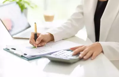 Understanding Currency Swaps and Their Role in Financial Risk Management