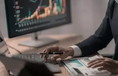 Fidelity OTC Portfolio Outperforms NASDAQ Composite Amid AI Surge