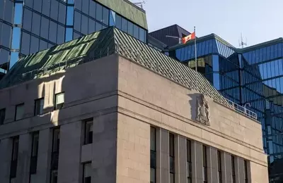 Canadian Inflation Rises, But Central Bank Holds Steady on Rates