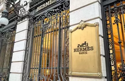 Hermès Defies Luxury Downturn with Stellar Q2 Performance and Robust Outlook