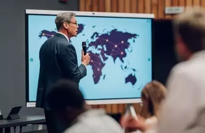 Global Economic Outlook: Resilience Amidst Uncertainty