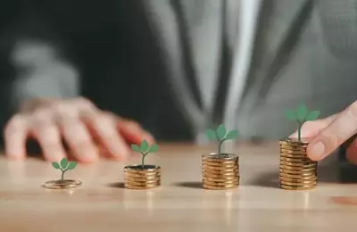 The Art of Strategic Investing: Balancing Long-Term Growth with Tactical Trading