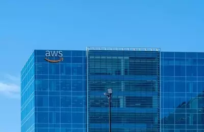 Amazon: Reconsidering the Upgrade to Buy Amid Accelerating AWS Growth
